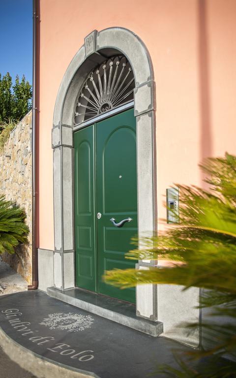 Gli Ulivi Di Eolo *